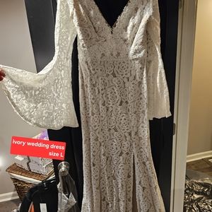 Boho ivory wedding gown